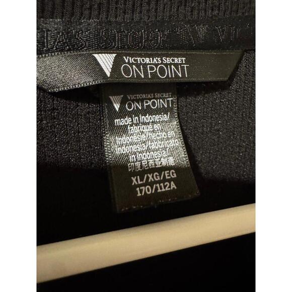 Victoria secret on point top - Picture 2 of 3